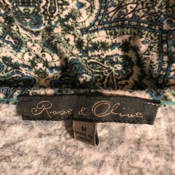 Rose & Olive Top - Picture 4 of 5